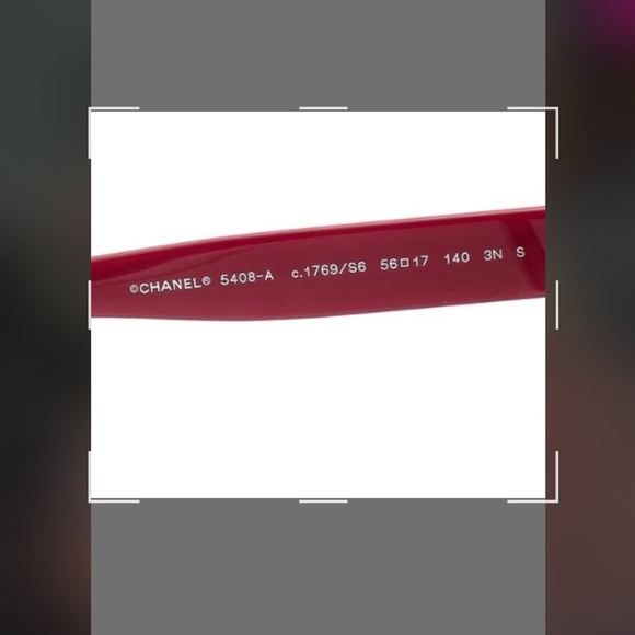 CHANEL Red Sunglasses with Logo main image 4